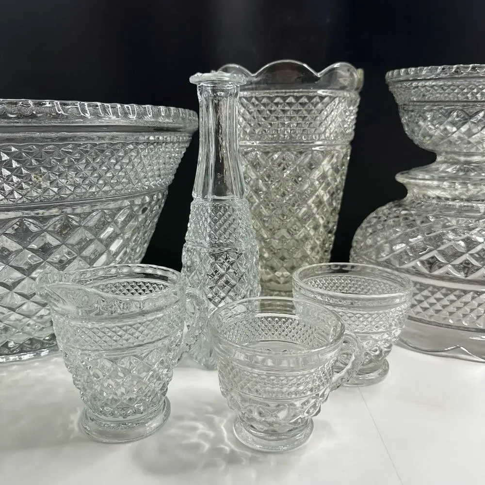 Vintage Serving Chip Bowl in Wexford Pattern by Anchor Hocking 10